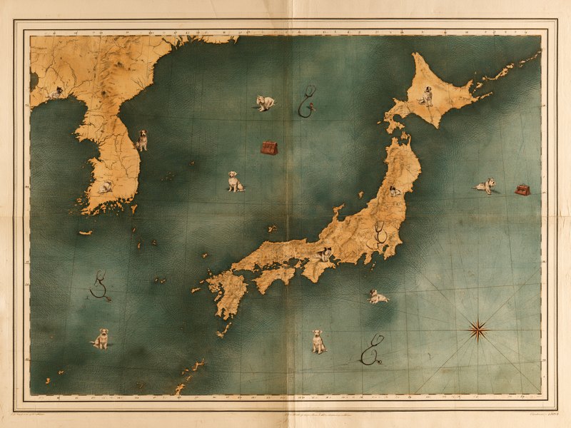 アンティーク調の日本地図の上に、犬と聴診器、診察バッグが並んだイラスト